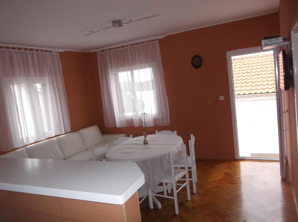 Apartman Vladic Apartman Grebaštica Kültér fotó